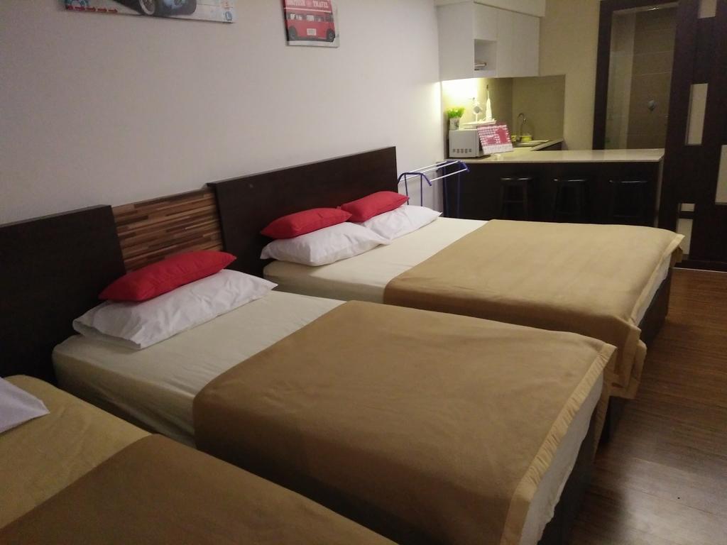 Best Studio Guest House Kota Bharu Esterno foto