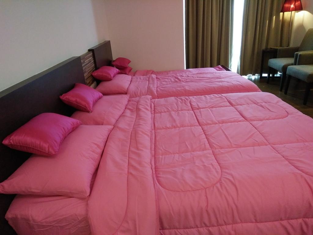 Best Studio Guest House Kota Bharu Esterno foto